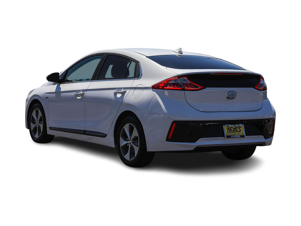 Thumbnail: 2017 Hyundai Ioniq - 3