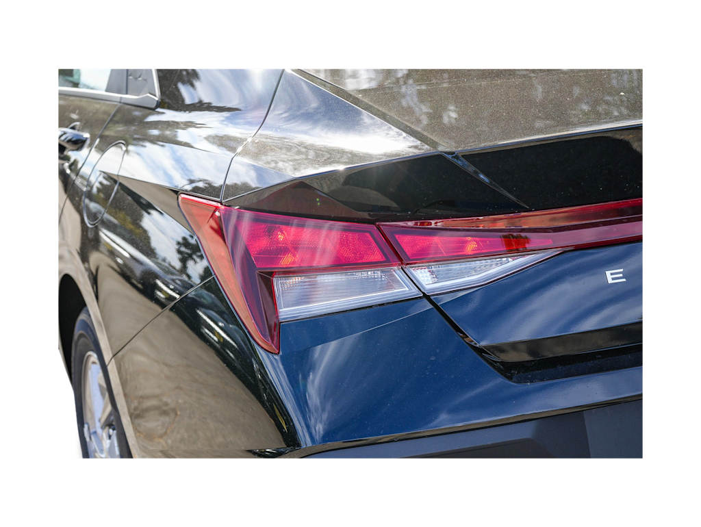 Thumbnail: 2025 Hyundai Elantra - 21