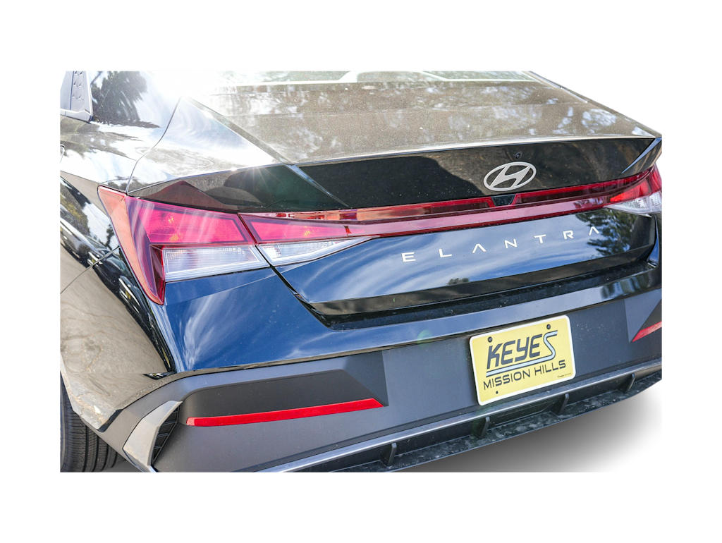 Thumbnail: 2025 Hyundai Elantra - 22