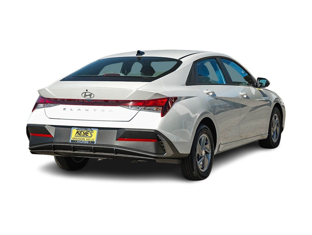 Thumbnail: 2026 Hyundai Elantra - 19