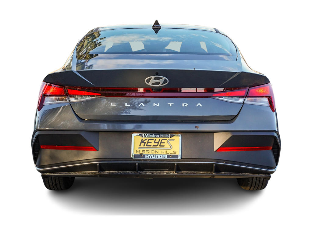 Thumbnail: 2026 Hyundai Elantra - 4