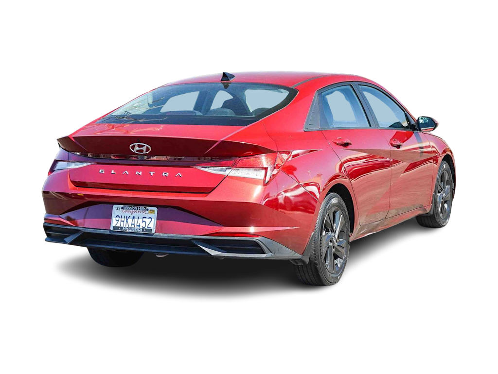 Thumbnail: 2023 Hyundai Elantra - 9