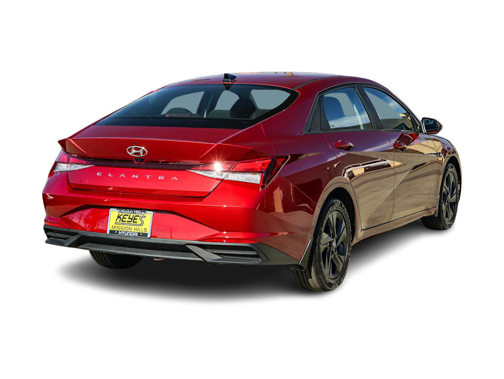 Thumbnail: 2023 Hyundai Elantra - 18