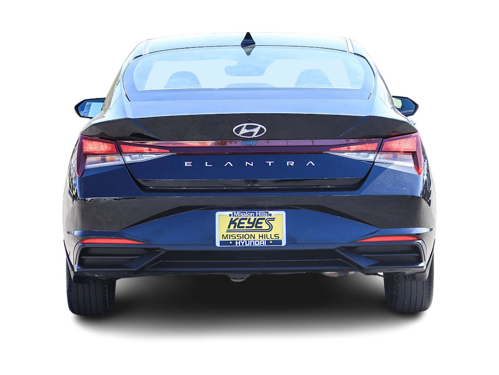 Thumbnail: 2023 Hyundai Elantra - 4