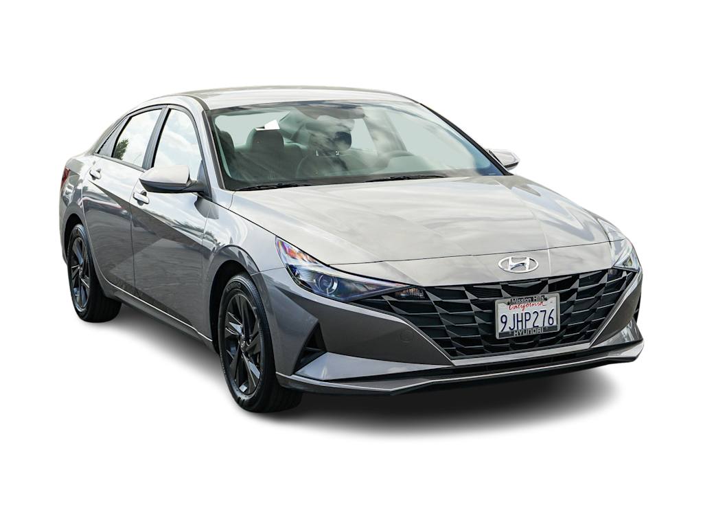 Thumbnail: 2023 Hyundai Elantra - 4