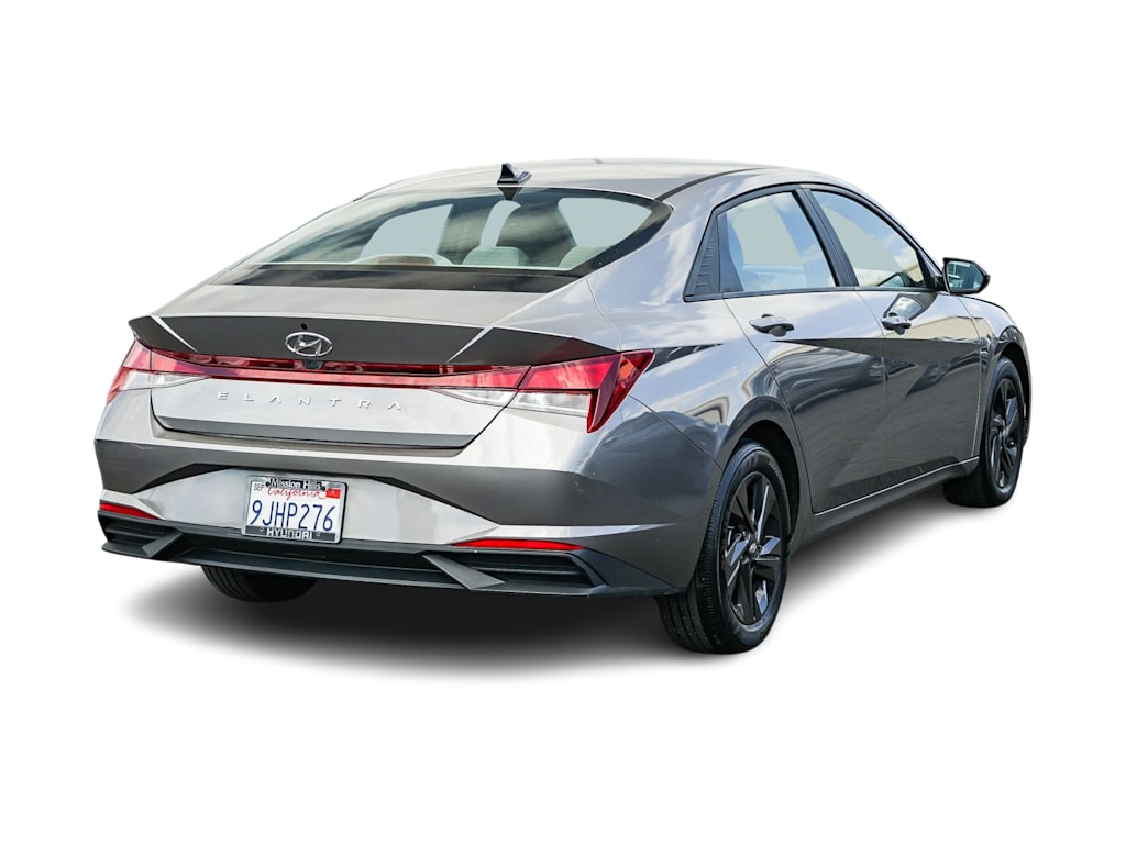 Thumbnail: 2023 Hyundai Elantra - 5