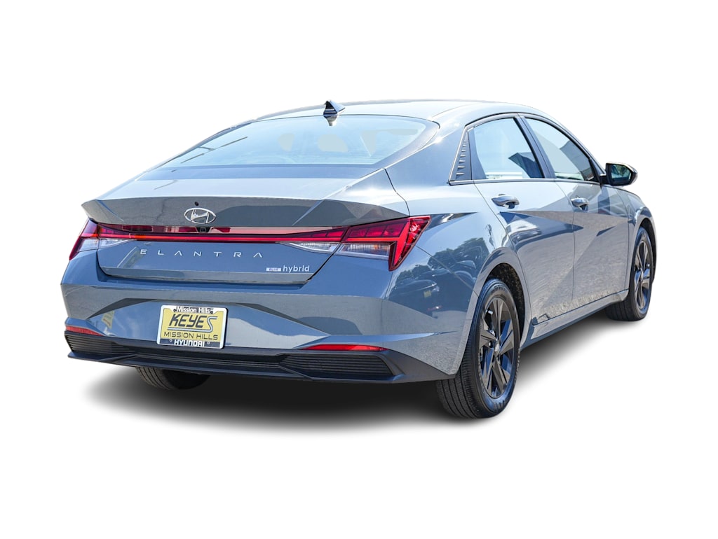 2022 Hyundai Elantra Blue 17