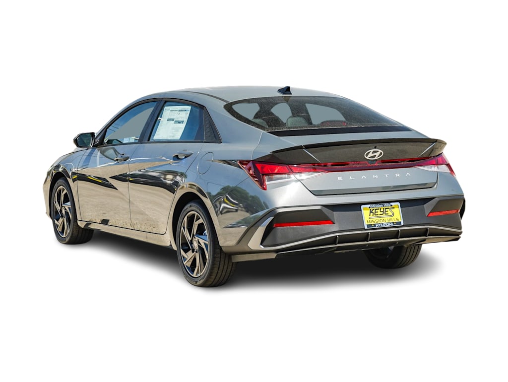 Thumbnail: 2026 Hyundai Elantra - 3