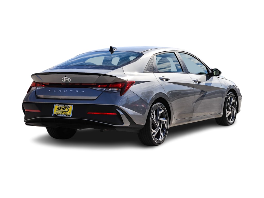 Thumbnail: 2025 Hyundai Elantra - 19