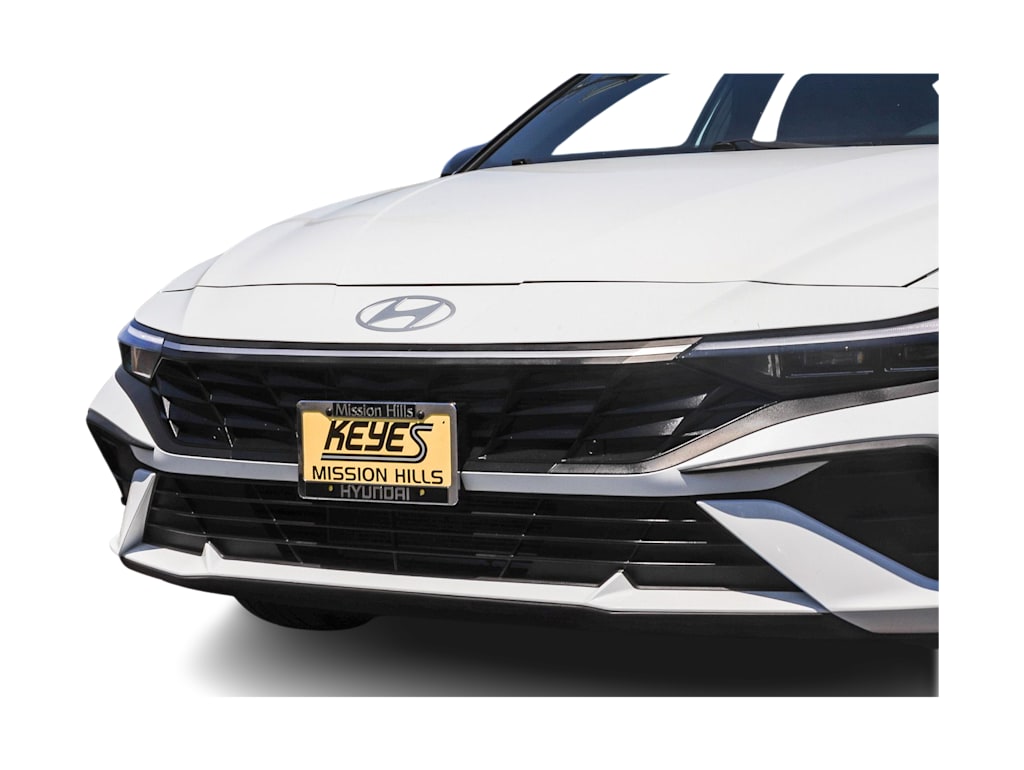 Thumbnail: 2025 Hyundai Elantra - 19