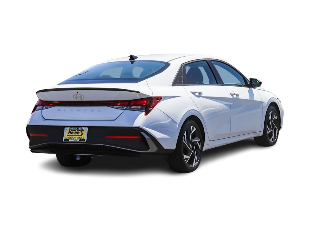 Thumbnail: 2025 Hyundai Elantra - 16