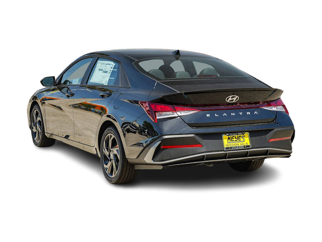 Thumbnail: 2026 Hyundai Elantra - 3