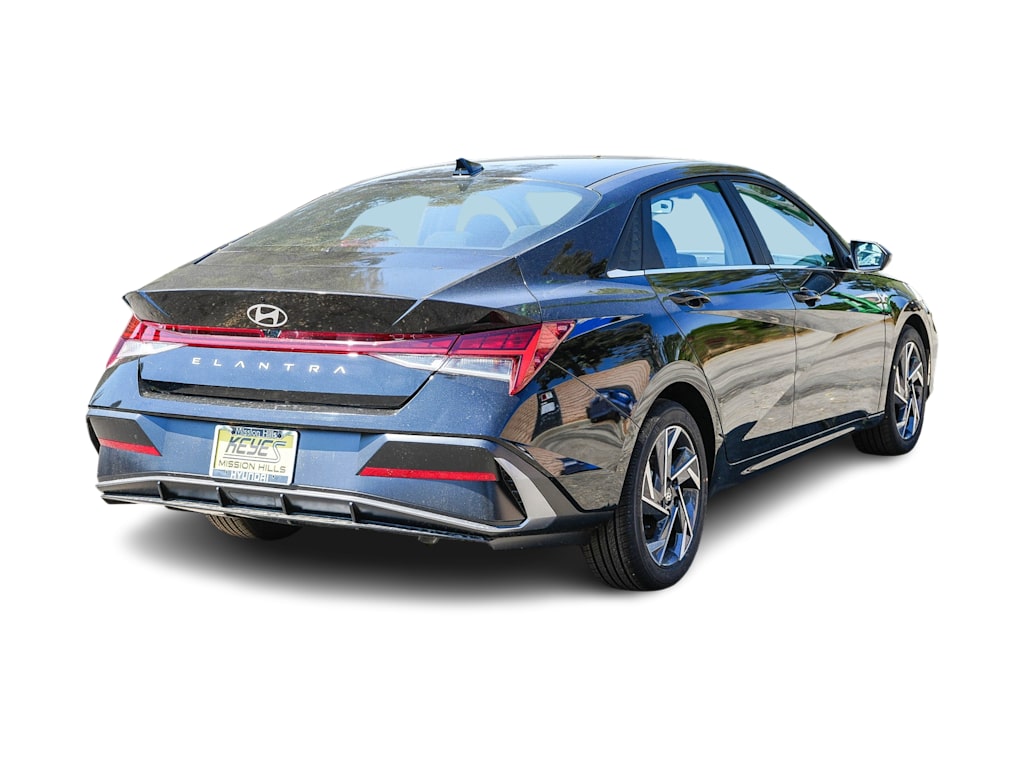 Thumbnail: 2025 Hyundai Elantra - 15