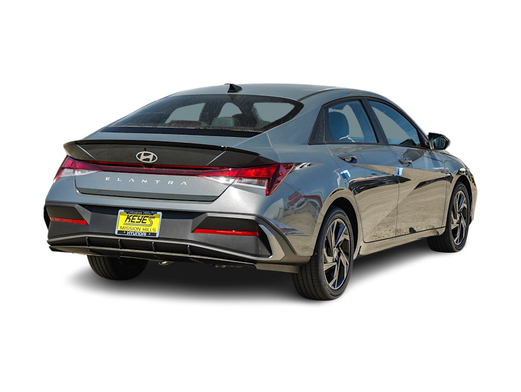 Thumbnail: 2026 Hyundai Elantra - 18