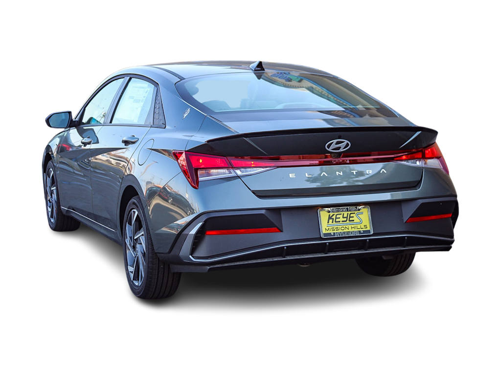 Thumbnail: 2025 Hyundai Elantra - 3