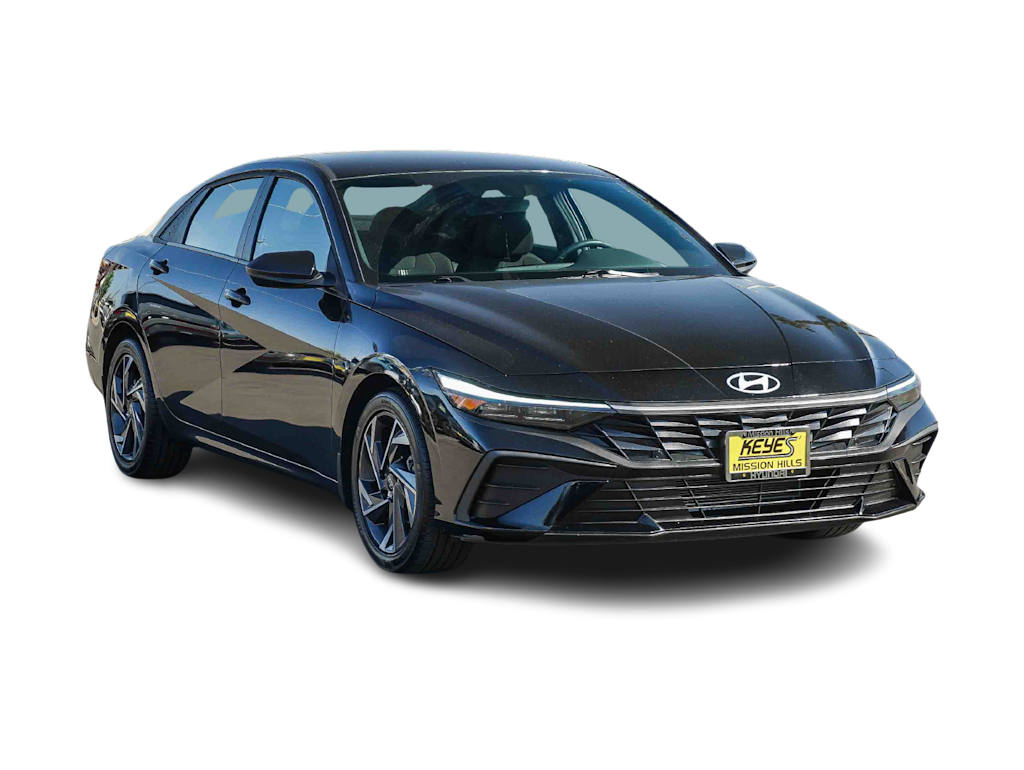 Thumbnail: 2025 Hyundai Elantra - 17