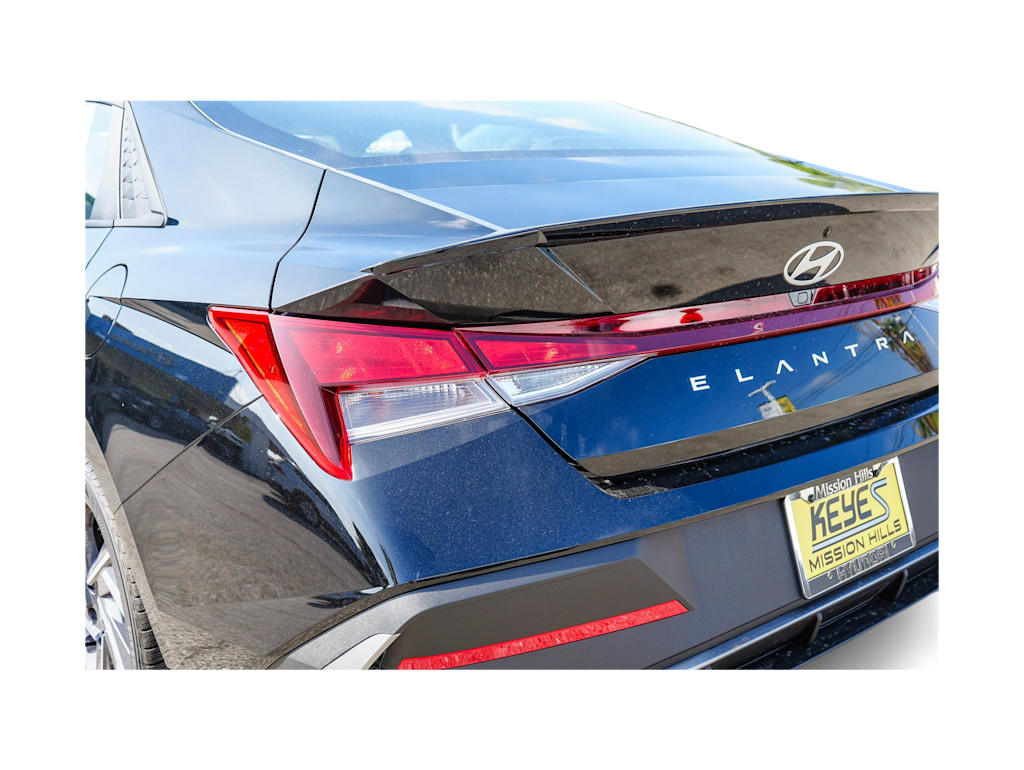 Thumbnail: 2025 Hyundai Elantra - 22