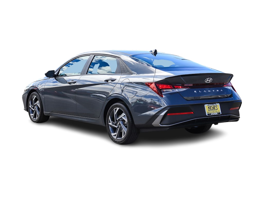 Thumbnail: 2025 Hyundai Elantra - 3
