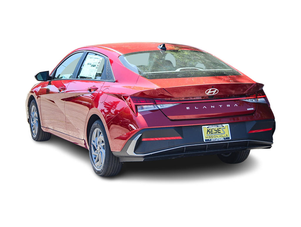 Thumbnail: 2025 Hyundai Elantra - 3