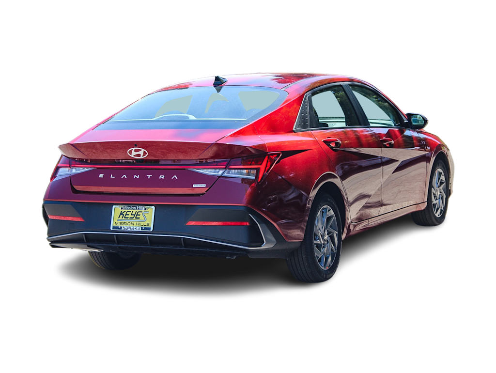 Thumbnail: 2025 Hyundai Elantra - 17
