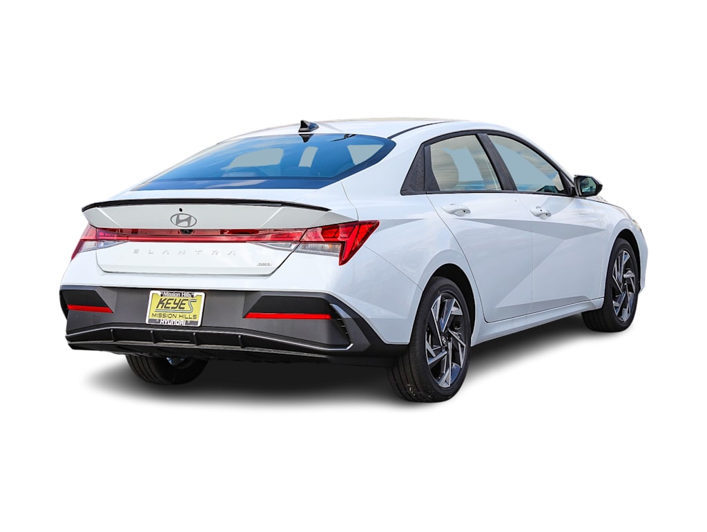 Thumbnail: 2025 Hyundai Elantra - 18