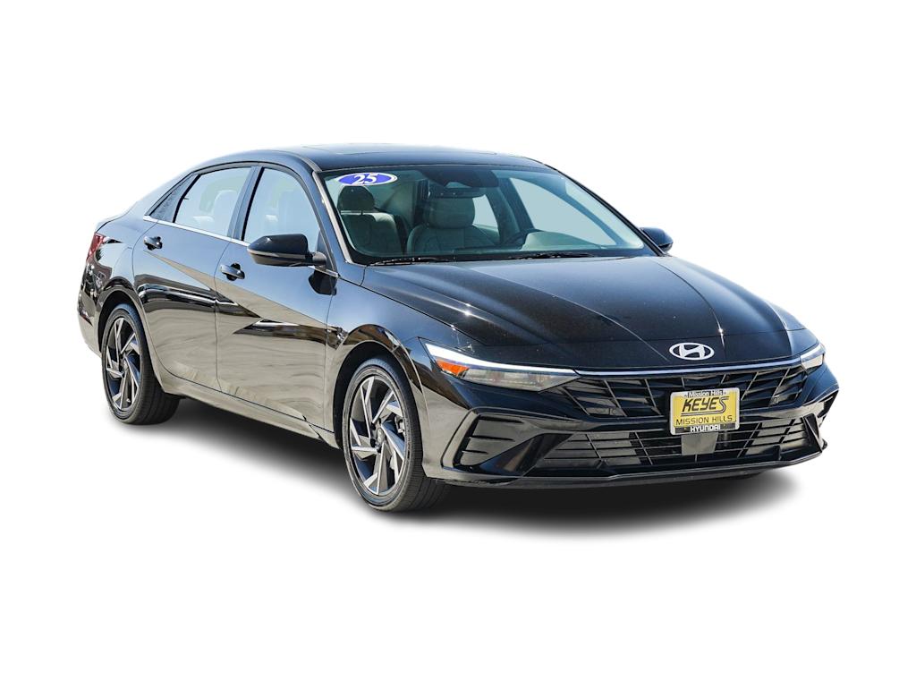 Thumbnail: 2025 Hyundai Elantra - 16