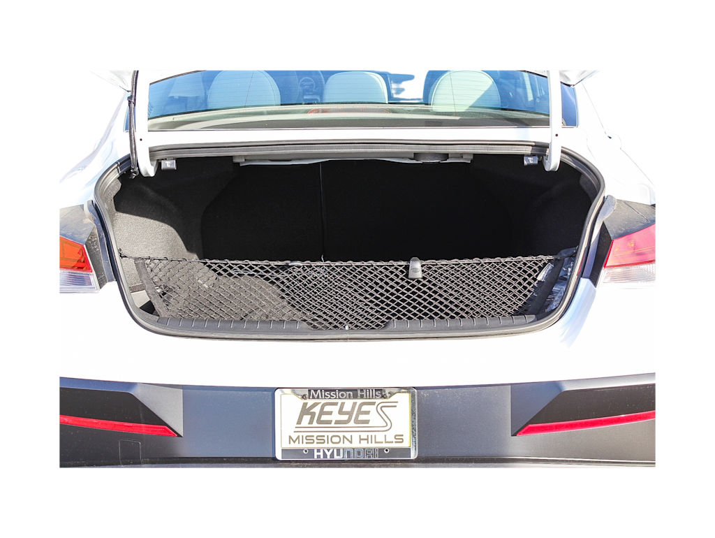 Thumbnail: 2025 Hyundai Elantra - 15