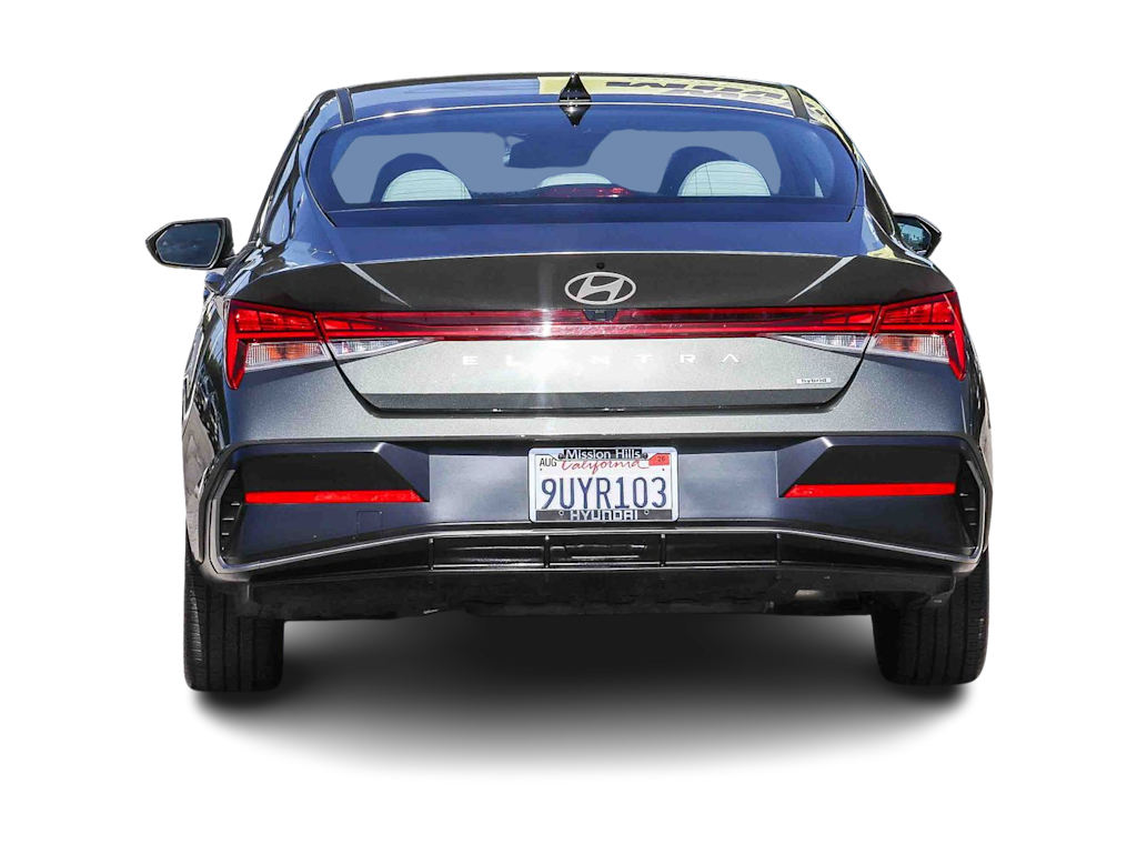 Thumbnail: 2025 Hyundai Elantra - 4