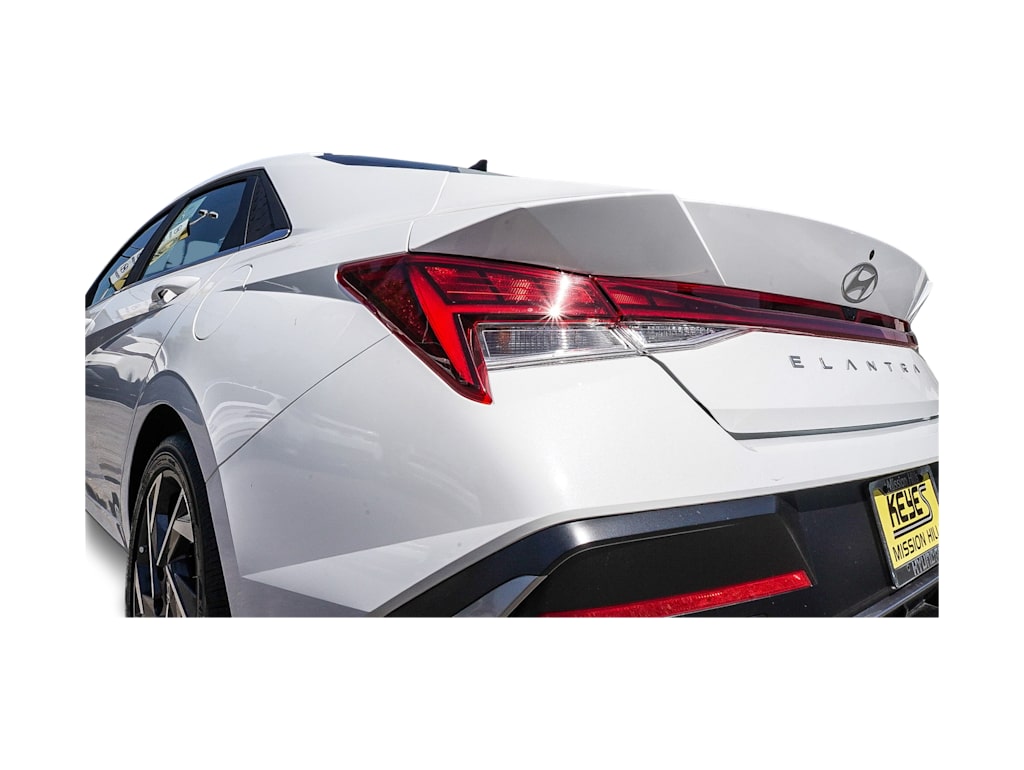 Thumbnail: 2025 Hyundai Elantra - 19