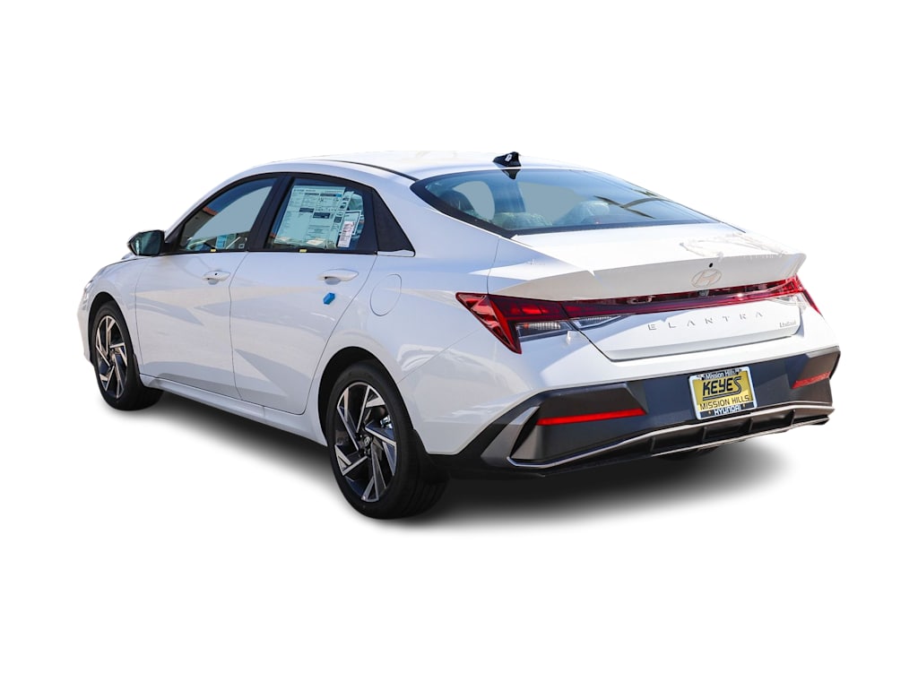 Thumbnail: 2026 Hyundai Elantra - 3