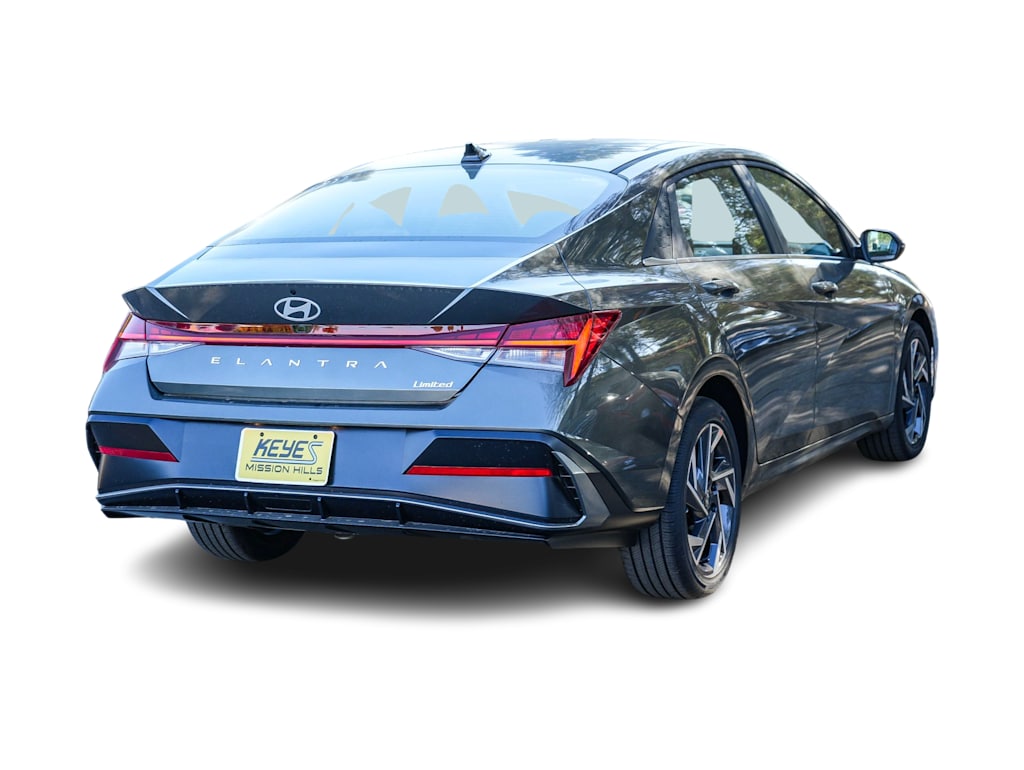 Thumbnail: 2025 Hyundai Elantra - 16