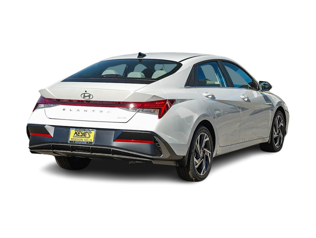 Thumbnail: 2026 Hyundai Elantra - 18
