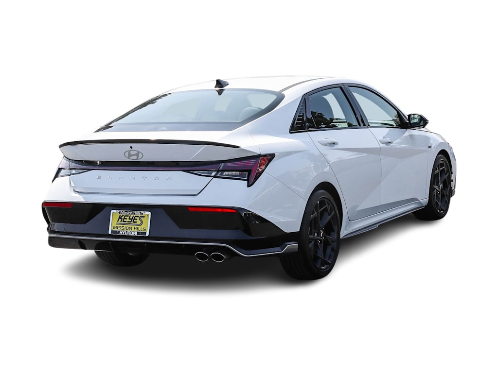 Thumbnail: 2025 Hyundai Elantra - 17
