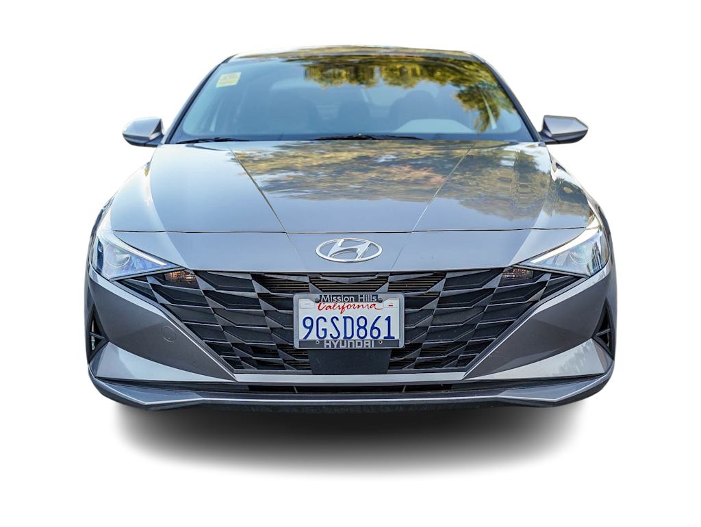 Thumbnail: 2023 Hyundai Elantra - 4
