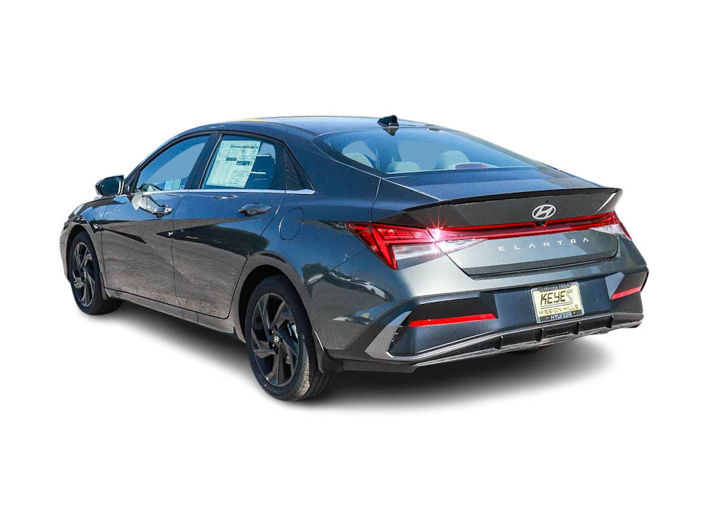 Thumbnail: 2026 Hyundai Elantra - 3
