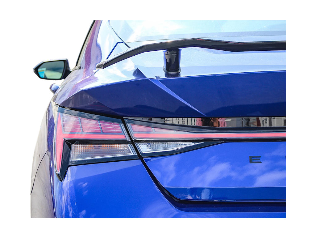 Thumbnail: 2025 Hyundai Elantra - 17