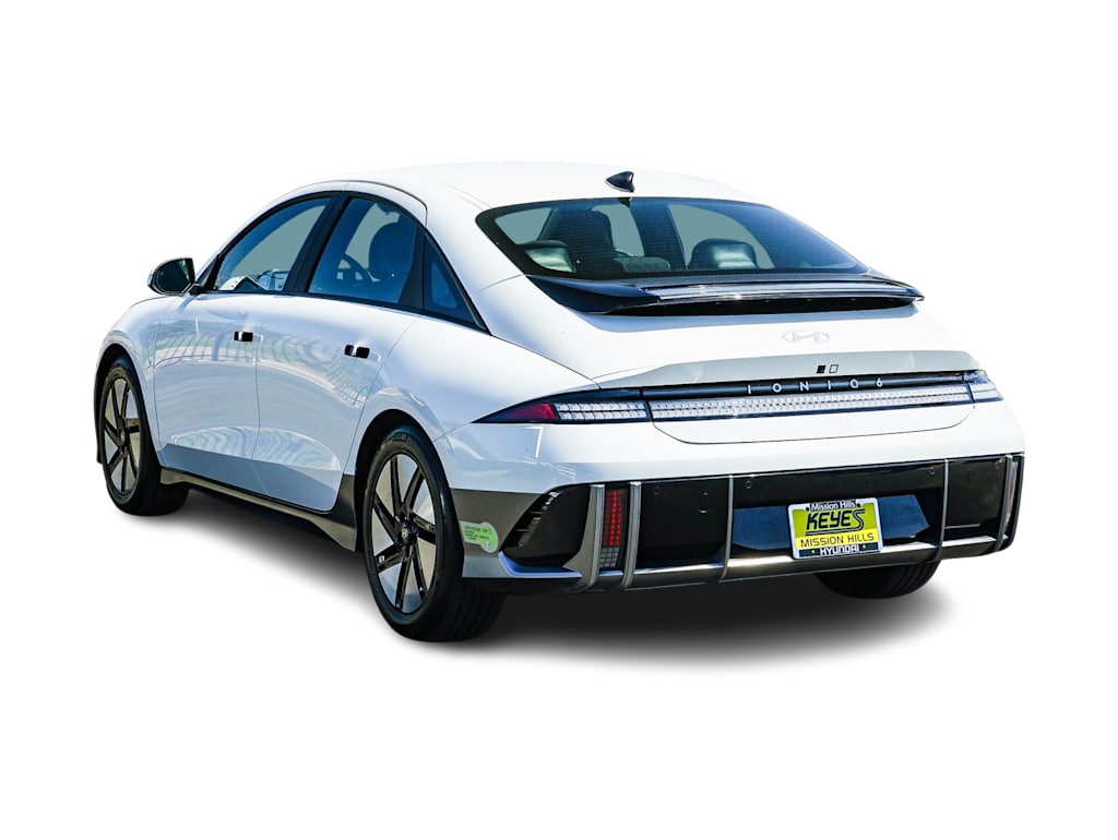 Thumbnail: 2023 Hyundai Ioniq 6 - 3