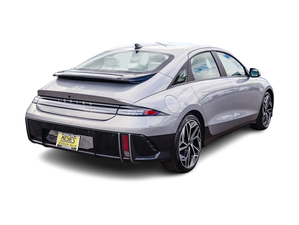 Thumbnail: 2024 Hyundai Ioniq 6 - 18