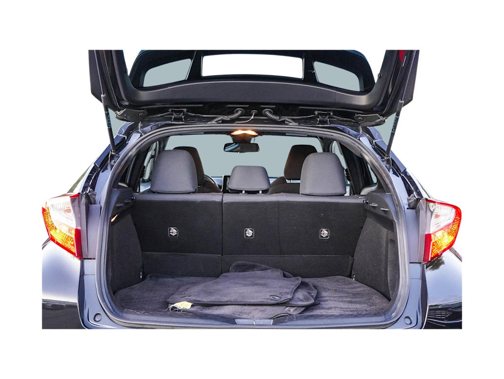 Thumbnail: 2018 Toyota C-HR - 14