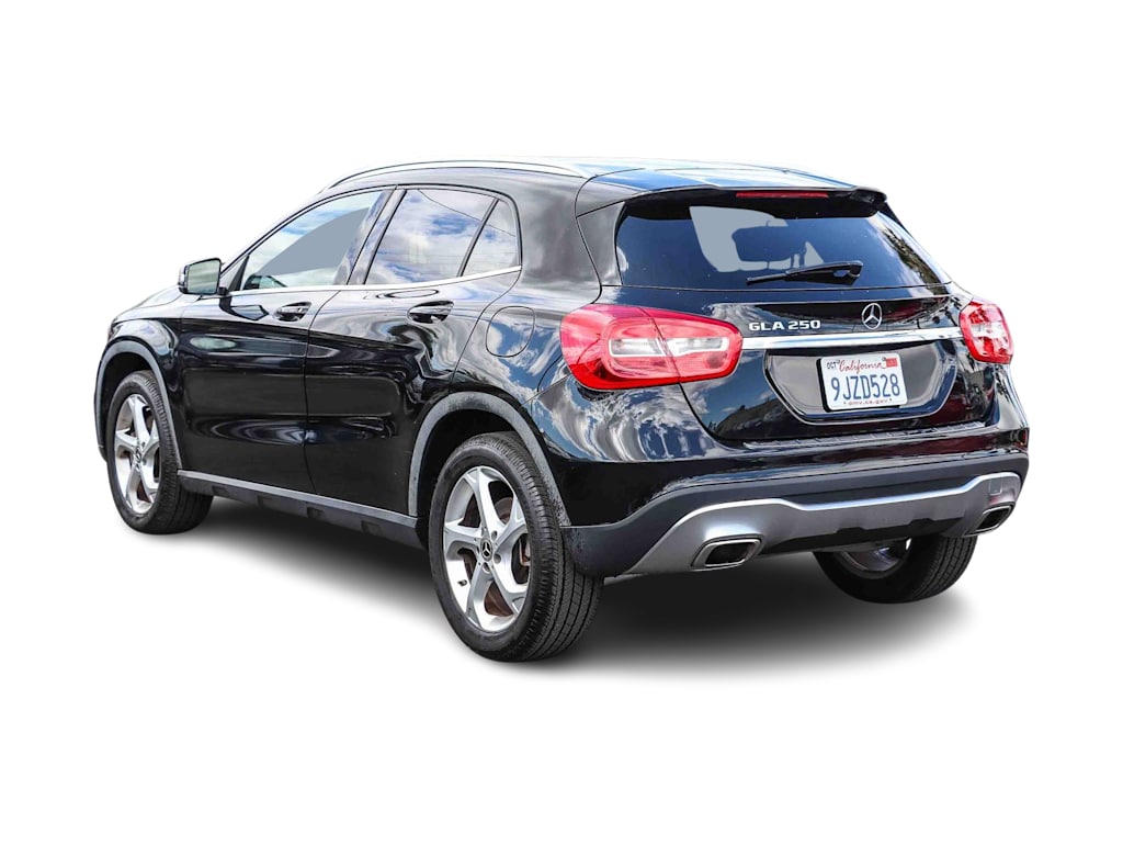 Thumbnail: 2018 Mercedes-Benz GLA - 2