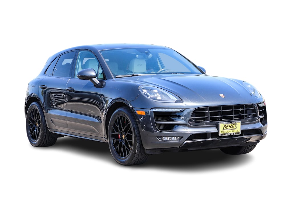Thumbnail: 2018 Porsche Macan - 19