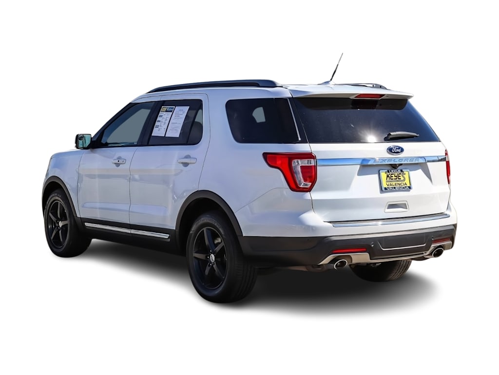Thumbnail: 2018 Ford Explorer - 3