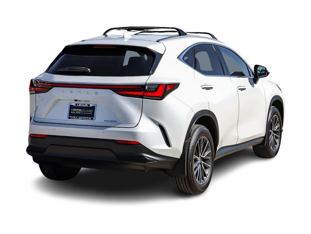 Thumbnail: 2025 Lexus ES - 17