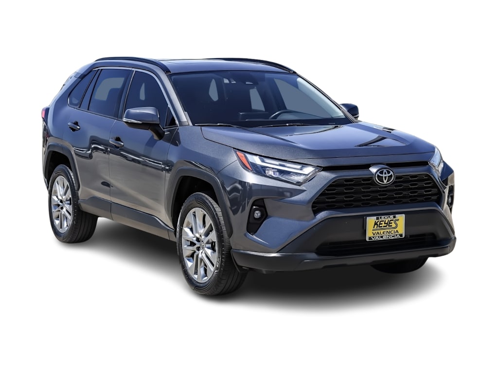 Thumbnail: 2022 Toyota RAV4 - 20