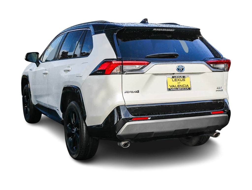 2021 Toyota RAV4 XSE 3