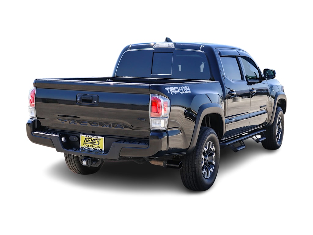 Thumbnail: 2022 Toyota Tacoma - 18