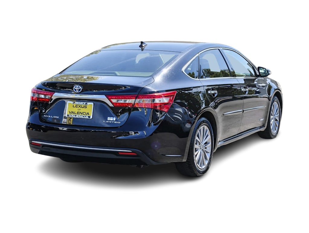 2017 Toyota Avalon Limited 16