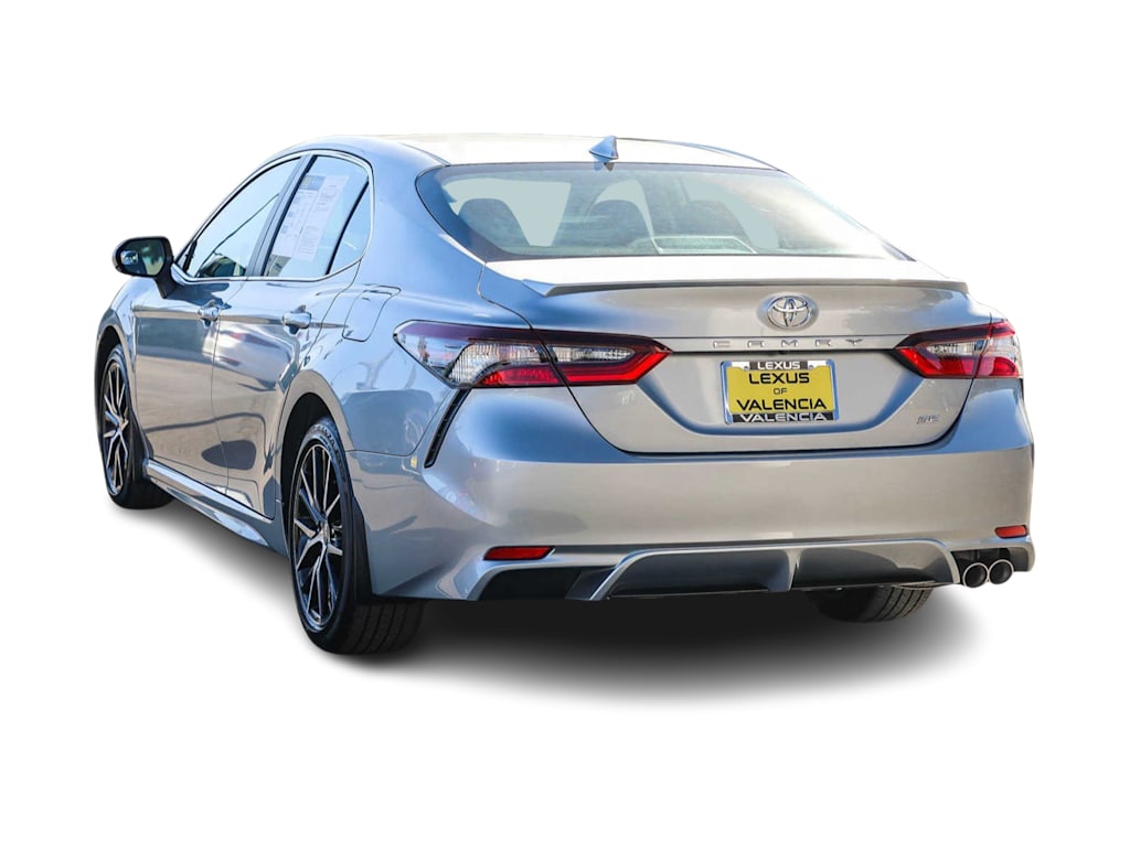 2023 Toyota Camry SE 3