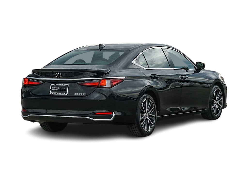 Thumbnail: 2025 Lexus ES - 19