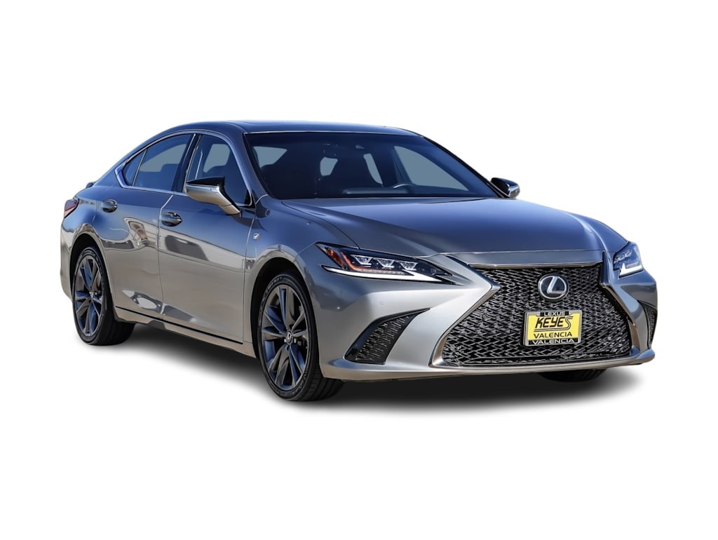 Thumbnail: 2021 Lexus ES - 17